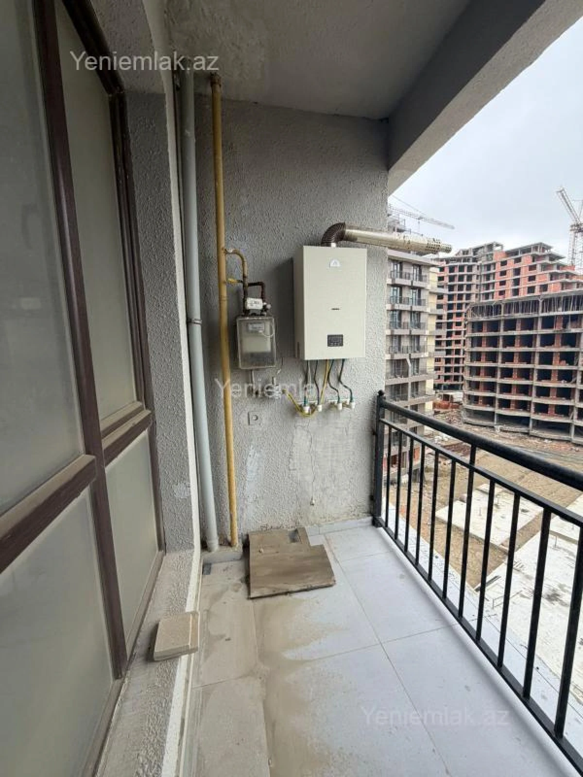 Satılır 3 otaqlı yeni tikili 133.38 m²