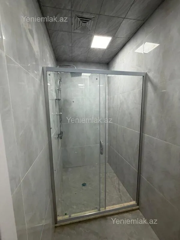 Satılır 3 otaqlı yeni tikili 133.38 m²