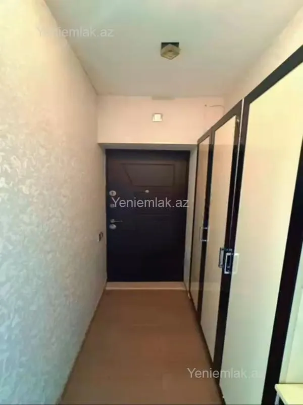 Satılır 1 otaqlı köhnə tikili 40 m²