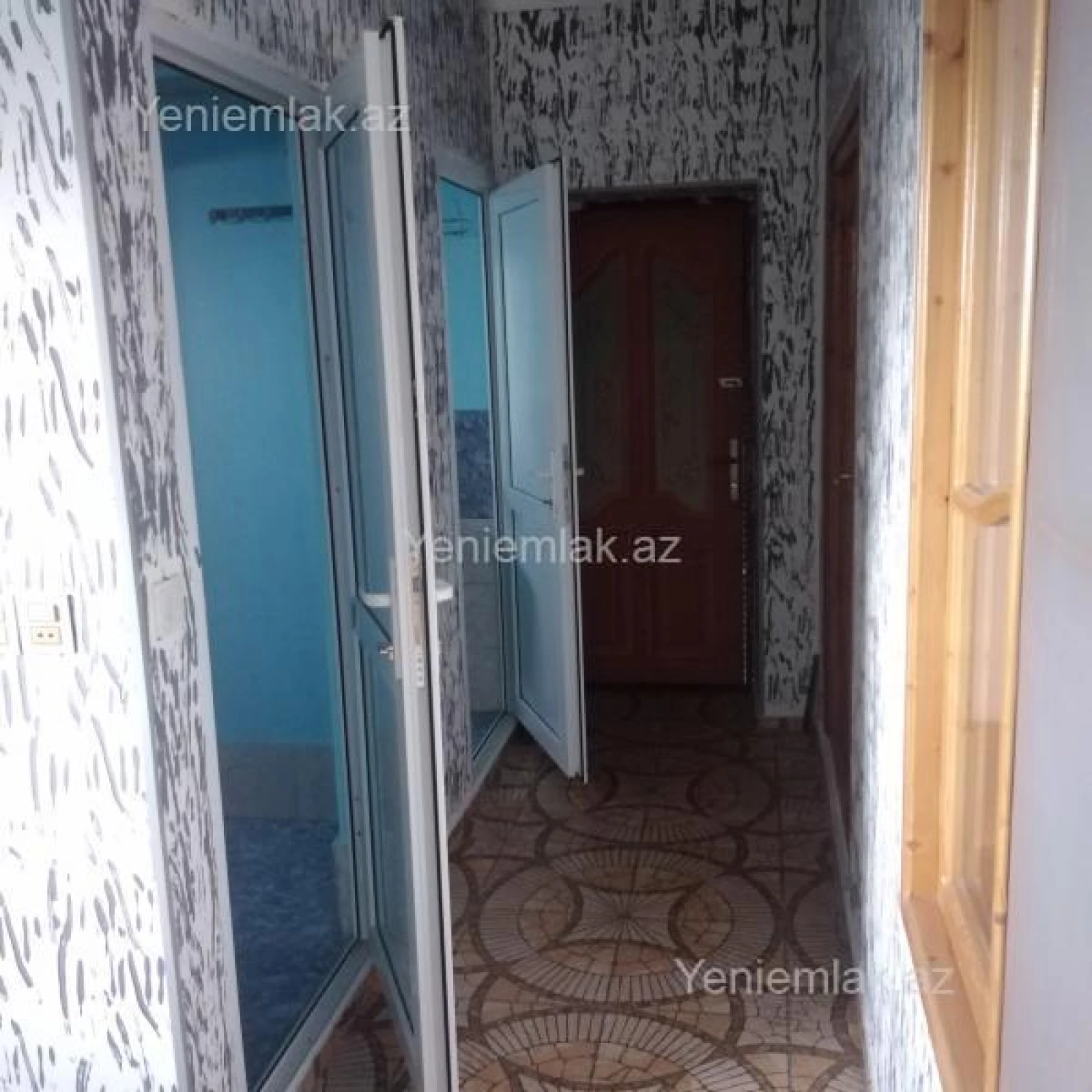 Satılır 6 otaqlı həyət evi 200 m²