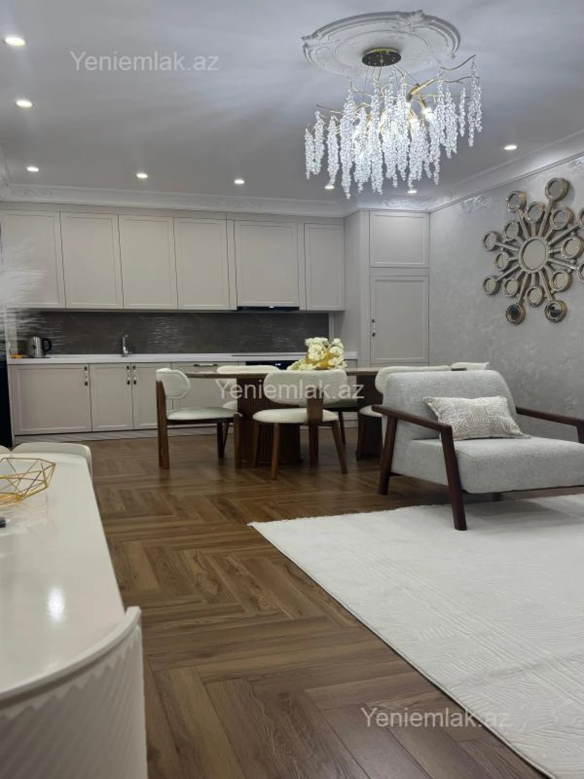 Satılır 3 otaqlı yeni tikili 110 m²