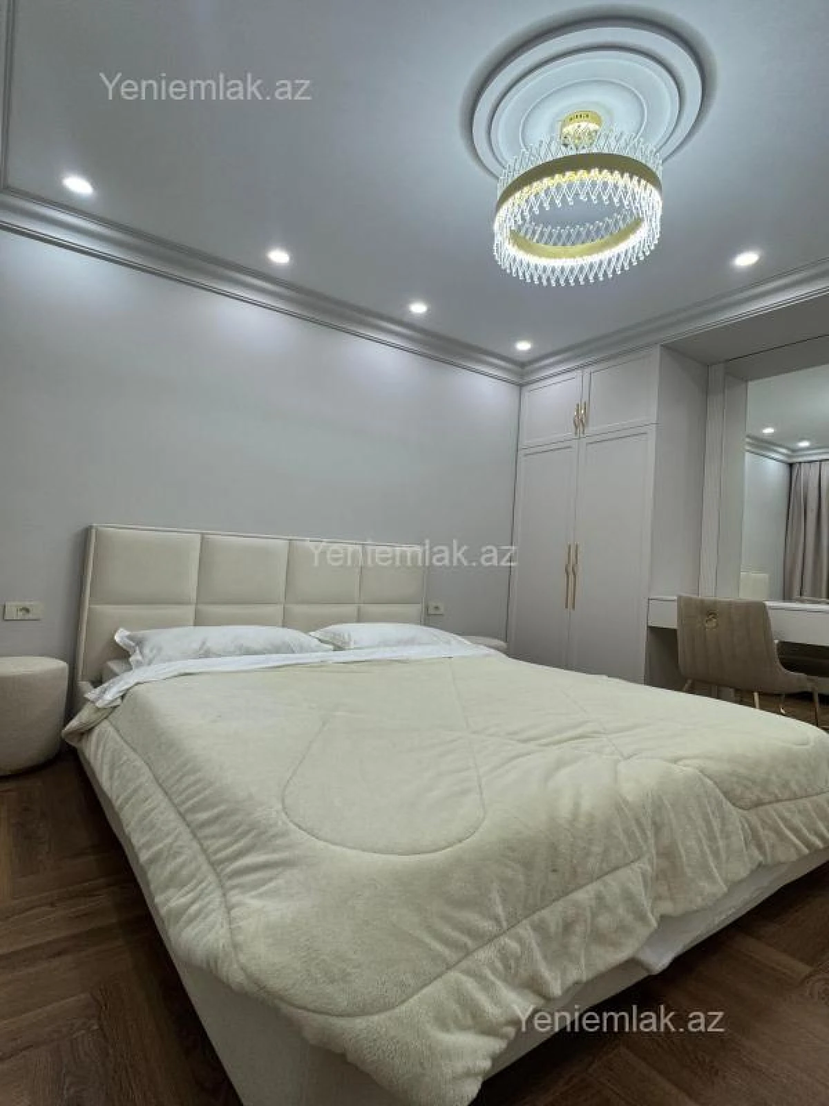 Satılır 3 otaqlı yeni tikili 110 m²