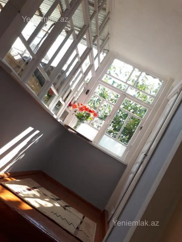 Satılır 2 otaqlı həyət evi 70 m²