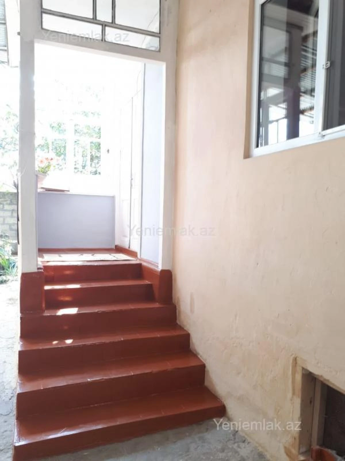 Satılır 2 otaqlı həyət evi 70 m²