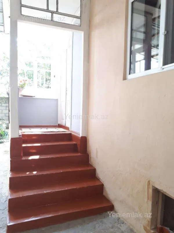 Satılır 2 otaqlı həyət evi 70 m²