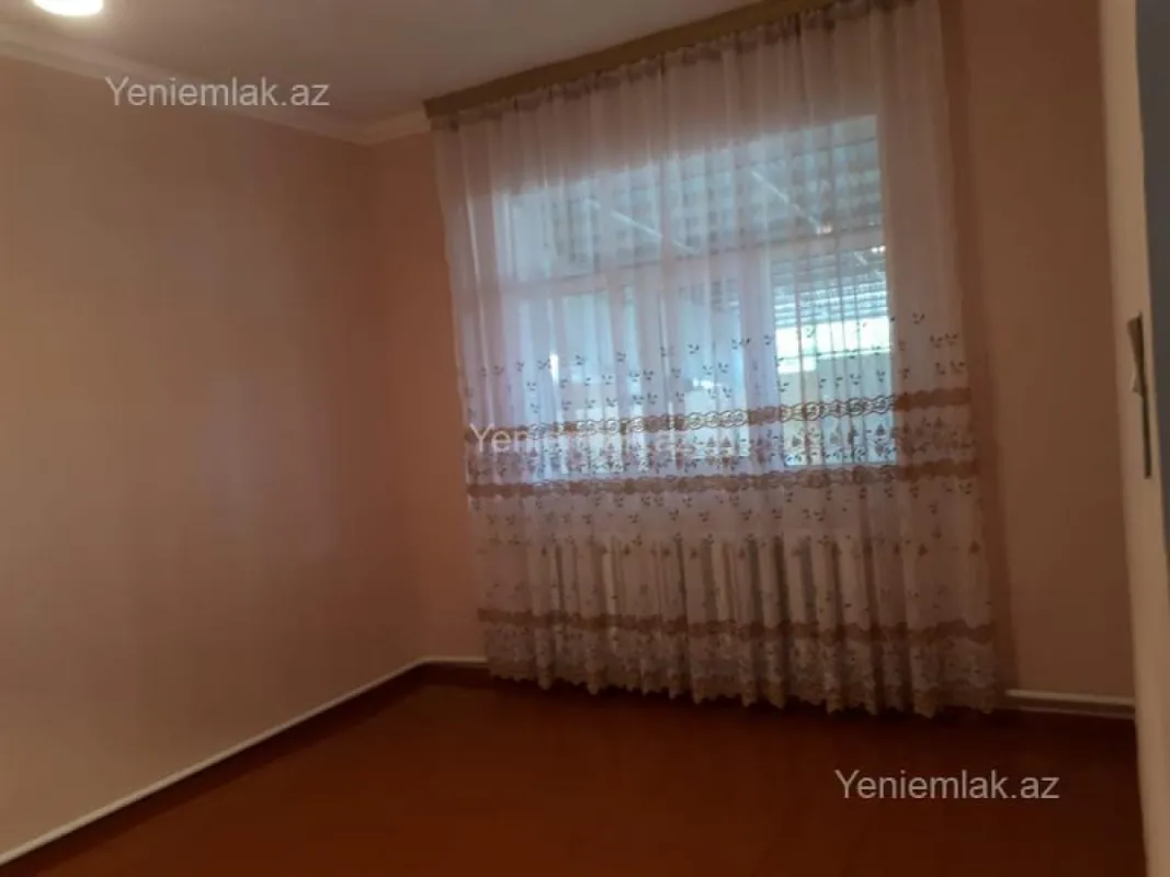 Satılır 2 otaqlı həyət evi 70 m²