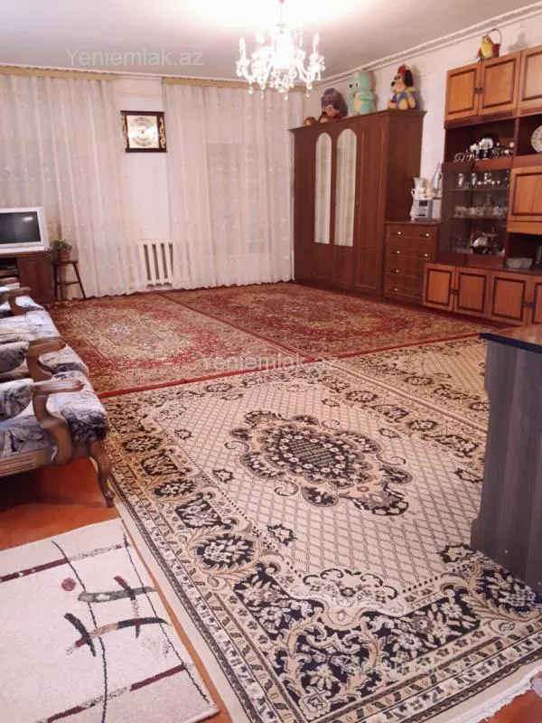 Satılır 2 otaqlı həyət evi 70 m²