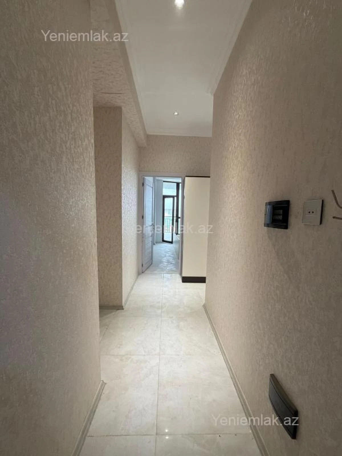 Satılır 2 otaqlı yeni tikili 83.72 m²