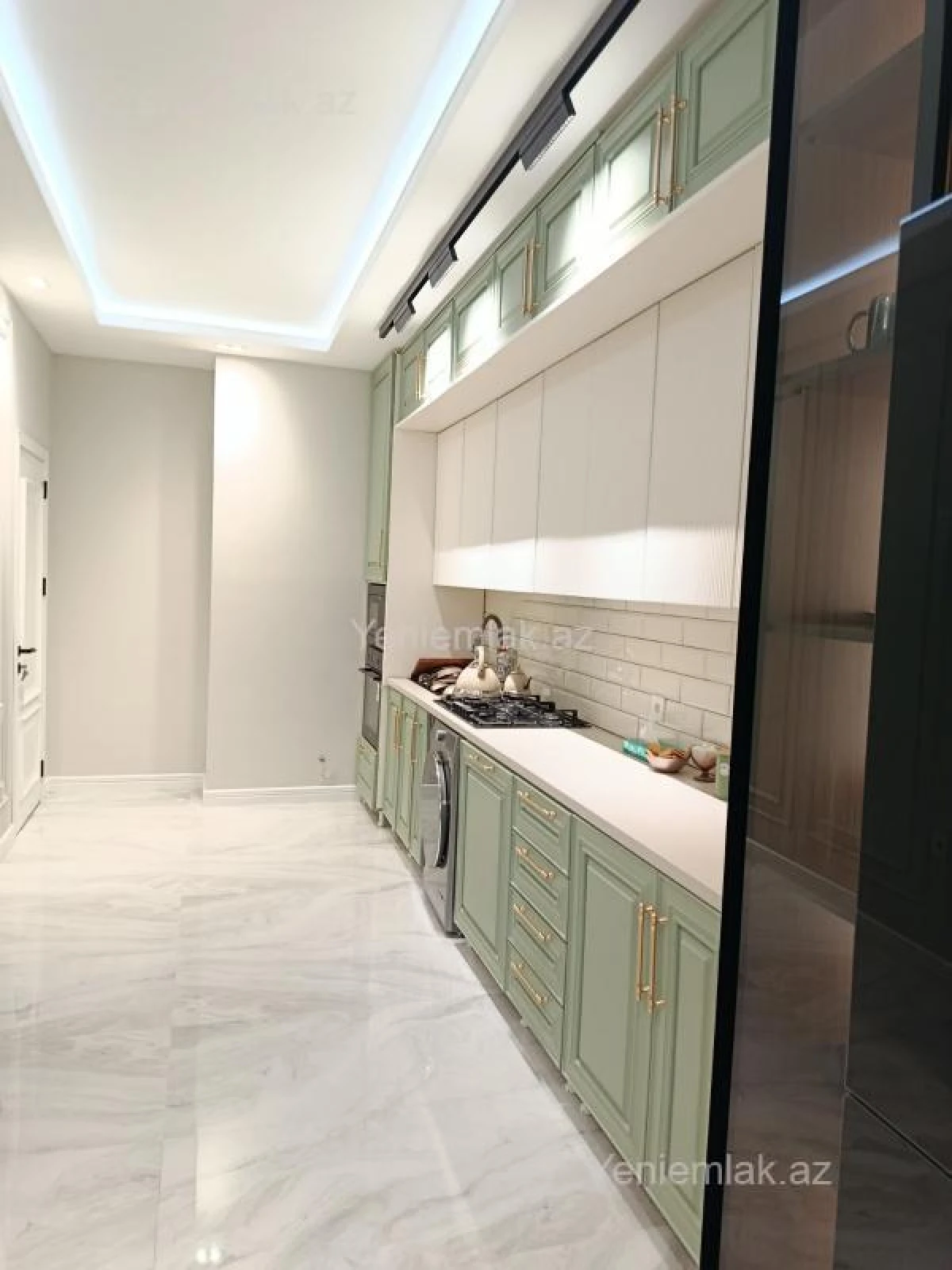 Satılır 2 otaqlı yeni tikili 107.7 m²