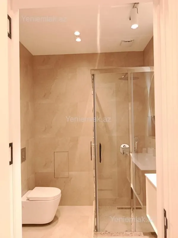 Satılır 2 otaqlı yeni tikili 107.7 m²