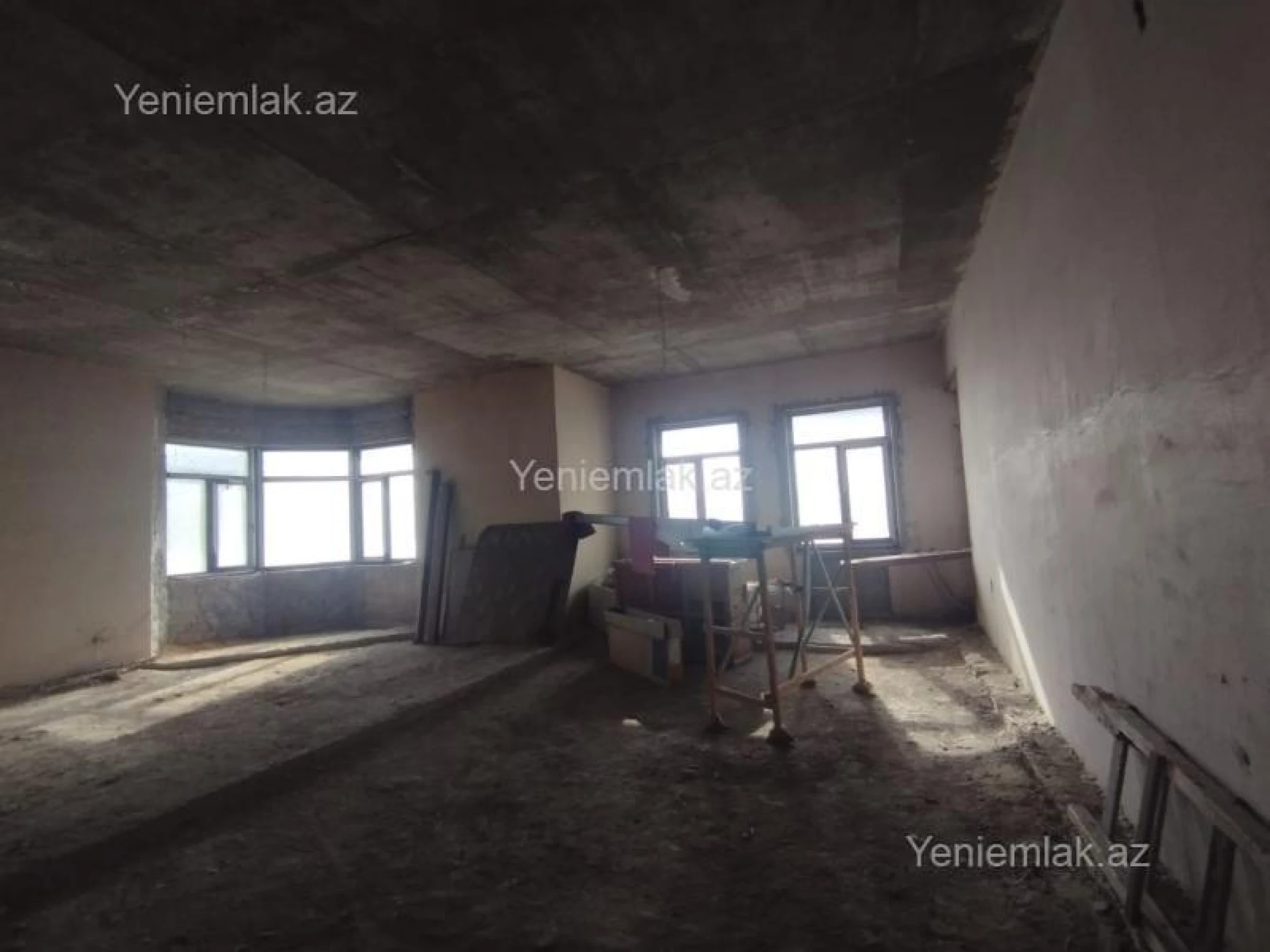 Satılır 4 otaqlı yeni tikili 207 m²