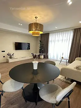 Satılır 2 otaqlı yeni tikili 60 m²
