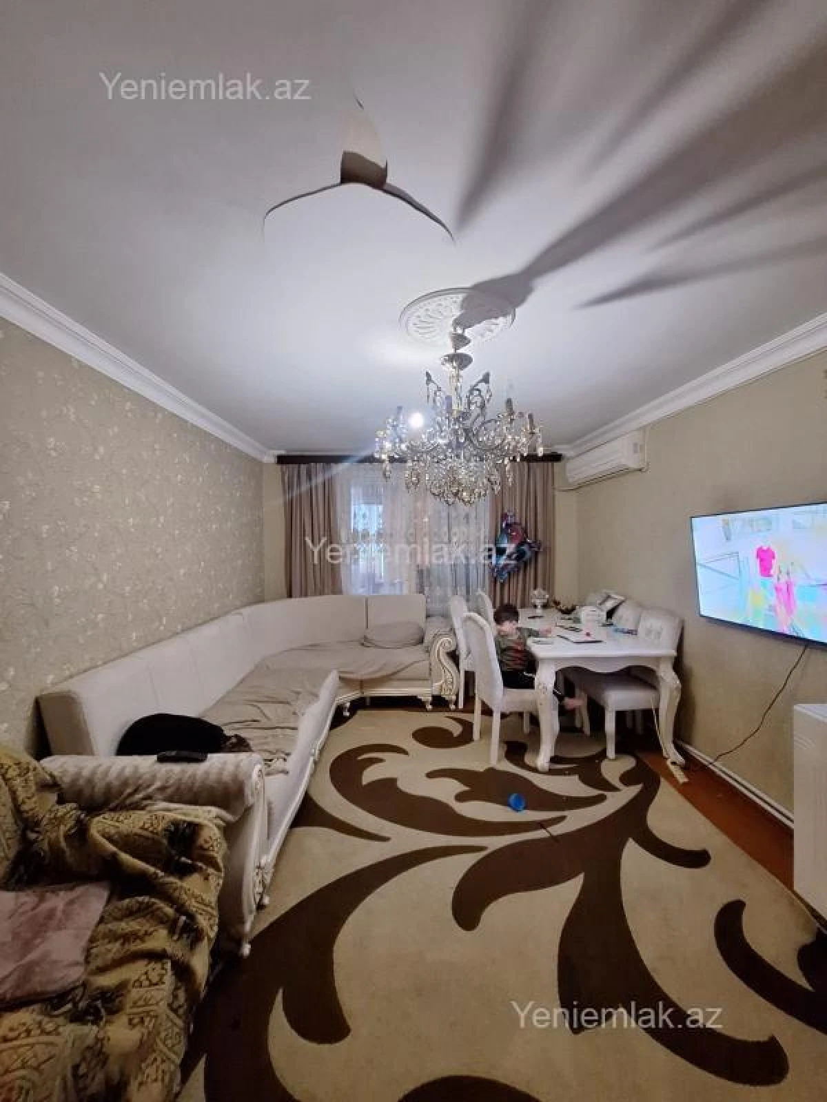 Satılır 4 otaqlı köhnə tikili 90 m²
