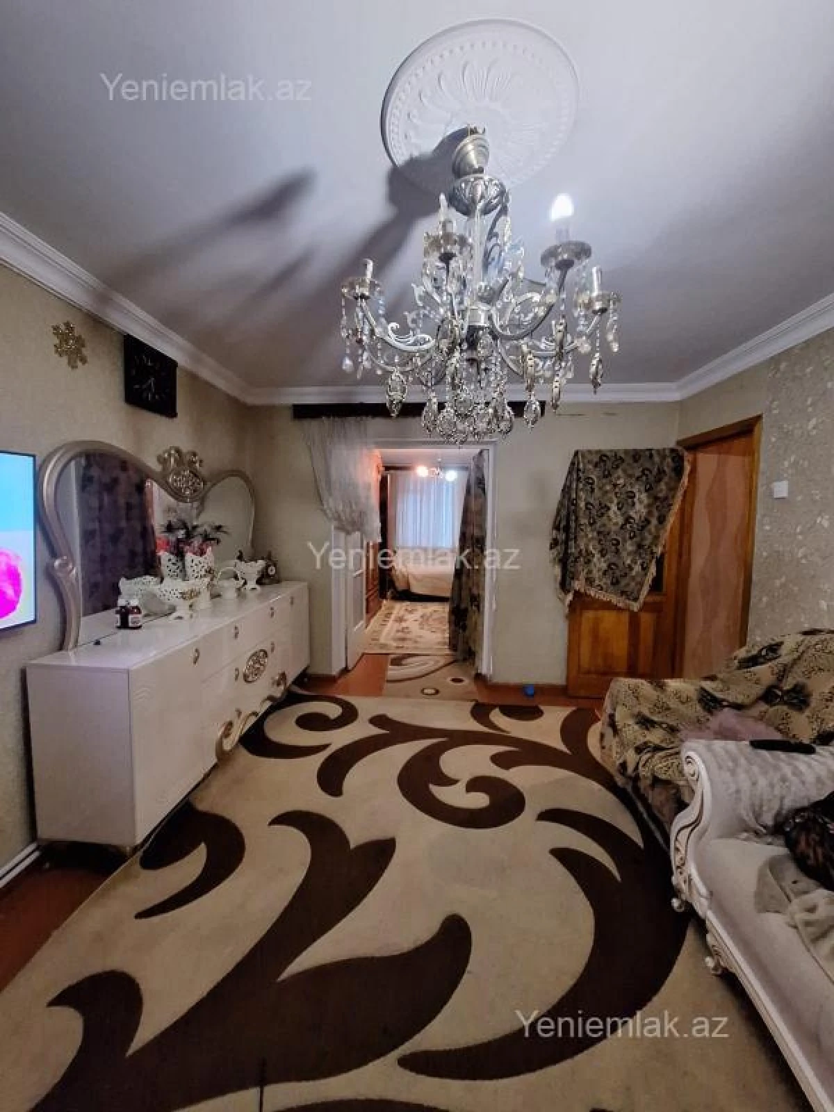 Satılır 4 otaqlı köhnə tikili 90 m²