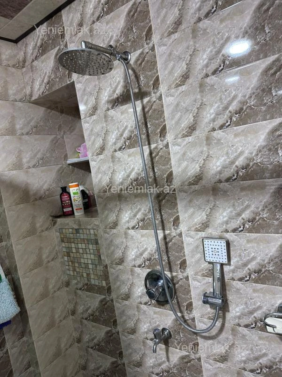 Satılır 2 otaqlı yeni tikili 70 m²