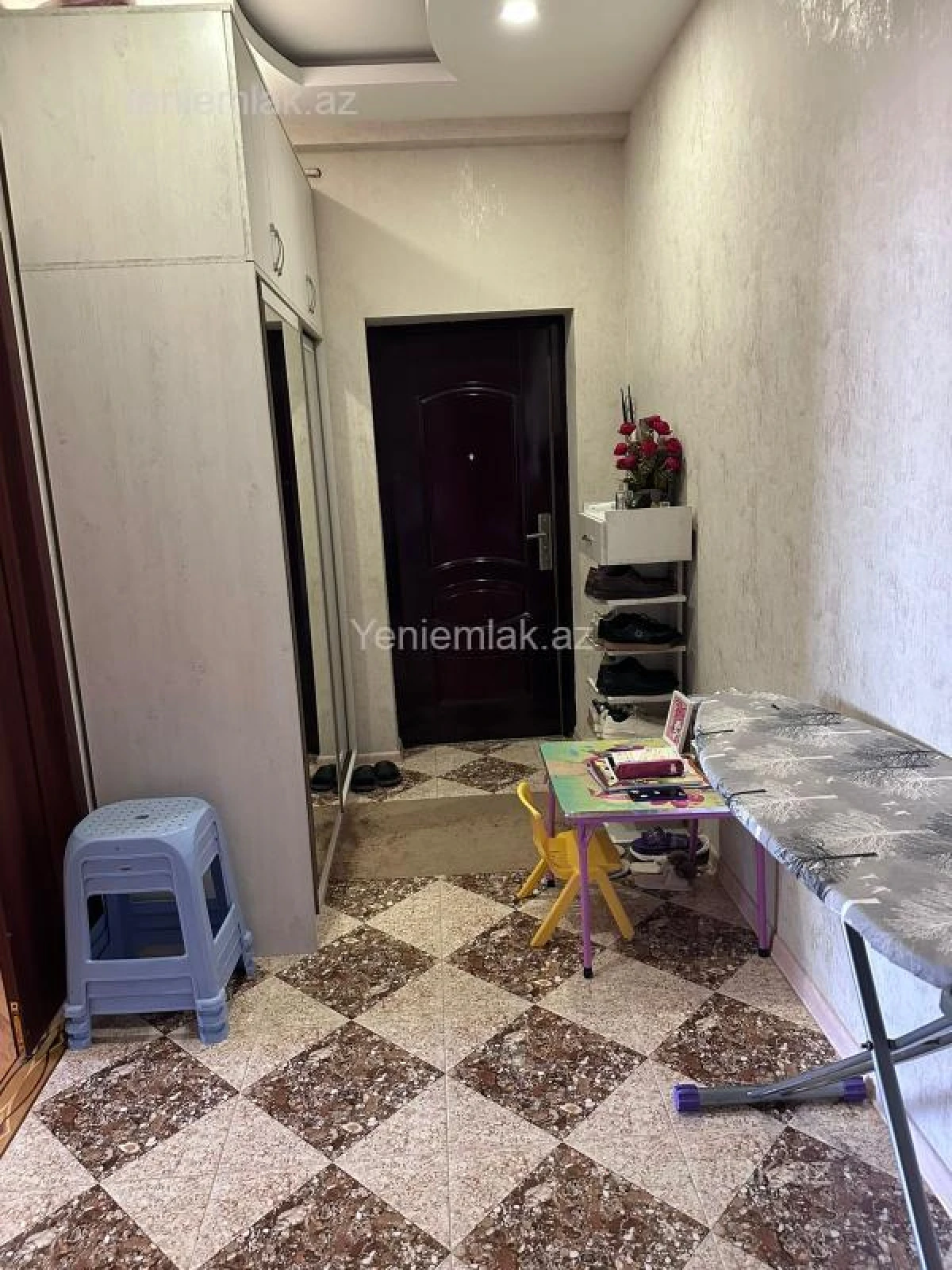 Satılır 2 otaqlı yeni tikili 70 m²