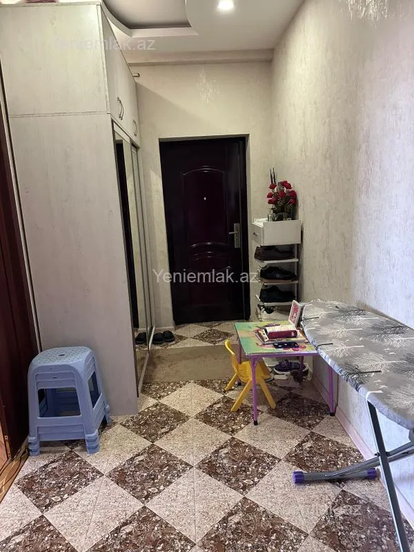 Satılır 2 otaqlı yeni tikili 70 m²