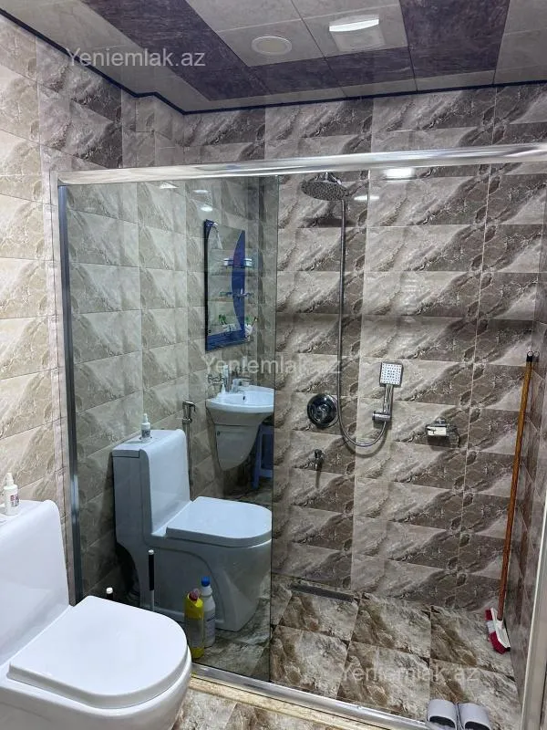 Satılır 2 otaqlı yeni tikili 70 m²