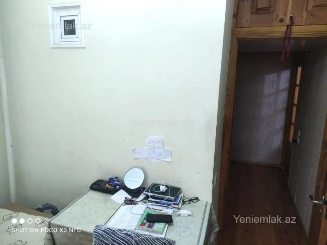 Satılır 2 otaqlı köhnə tikili 60 m²