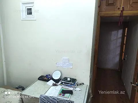 Satılır 2 otaqlı köhnə tikili 60 m²