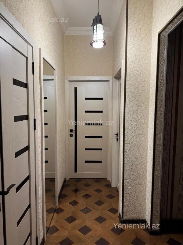 Satılır 2 otaqlı yeni tikili 60 m²