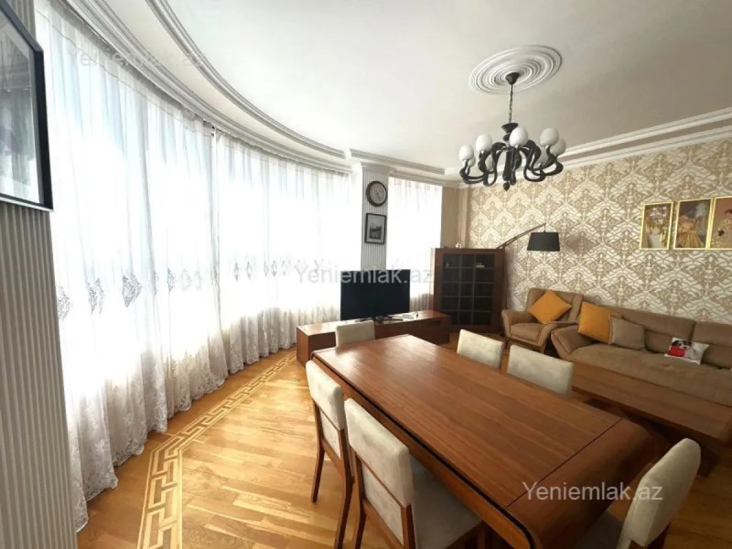 Satılır 3 otaqlı yeni tikili 165.5 m²