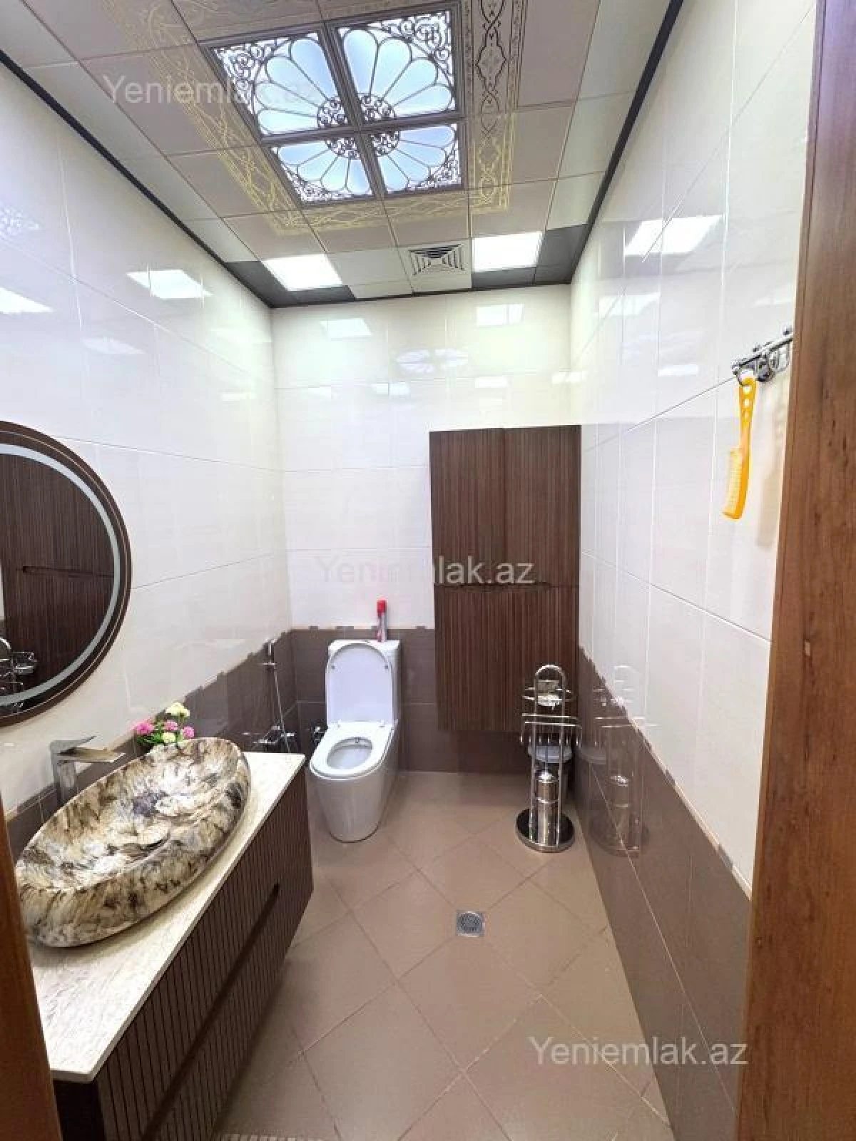 Satılır 3 otaqlı yeni tikili 165.5 m²
