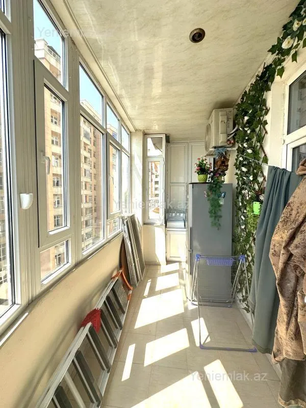 Satılır 3 otaqlı yeni tikili 165.5 m²
