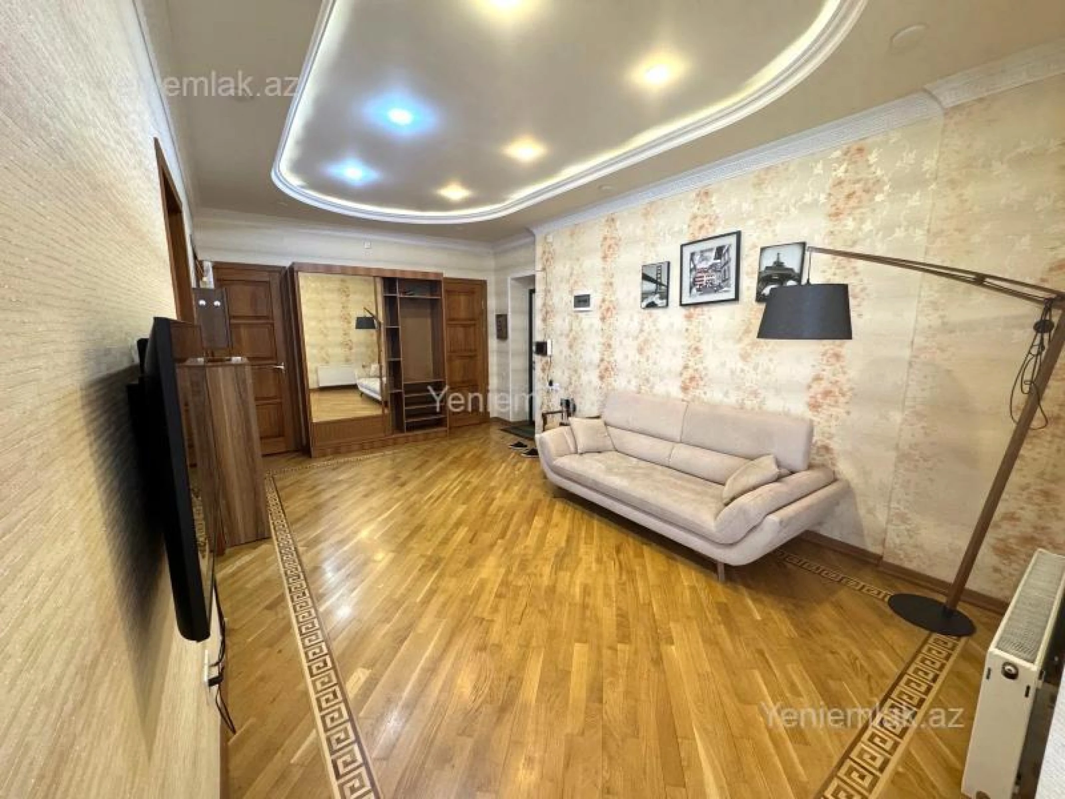 Satılır 3 otaqlı yeni tikili 165.5 m²