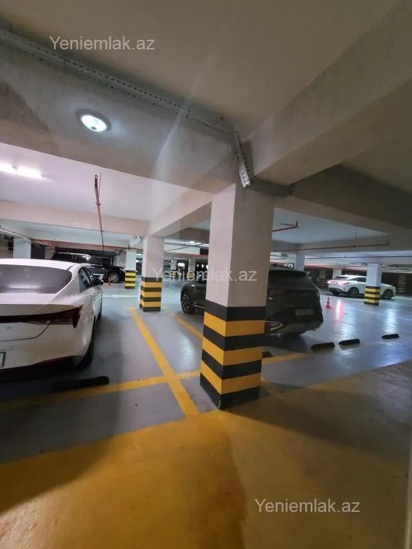 Satılır 3 otaqlı yeni tikili 100 m²