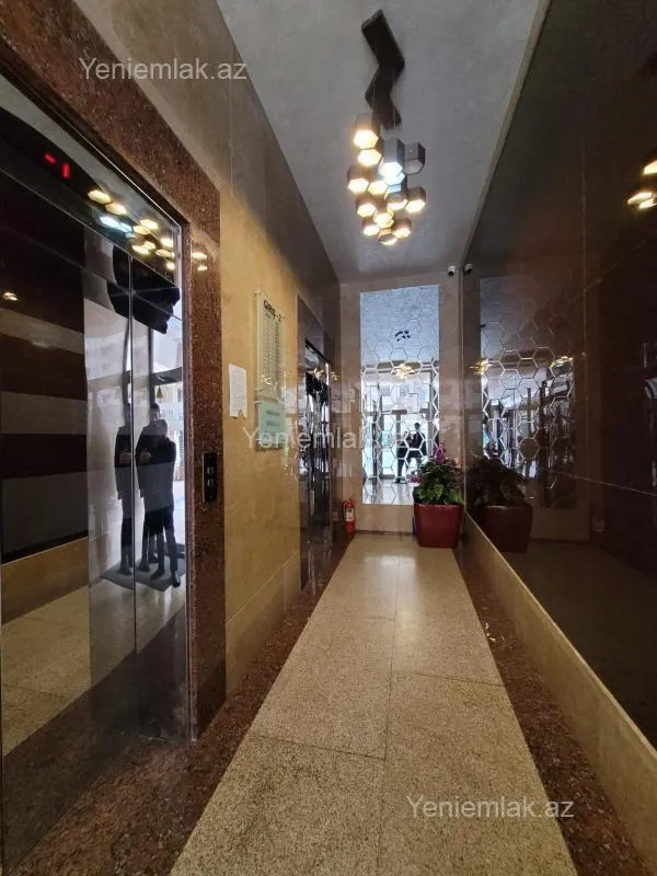 Satılır 3 otaqlı yeni tikili 100 m²