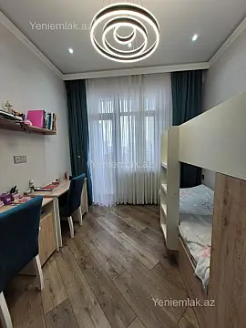 Satılır 3 otaqlı yeni tikili 100 m²