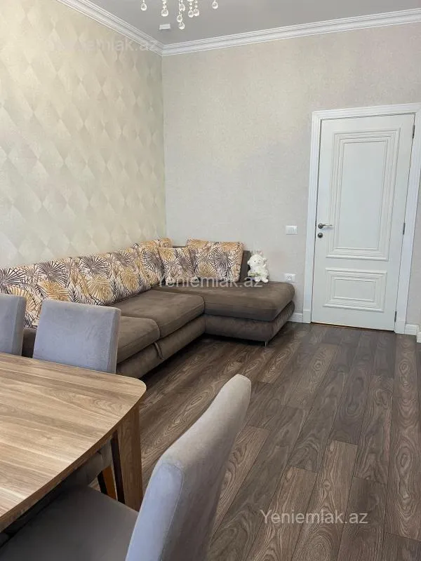 Satılır 3 otaqlı yeni tikili 52 m²