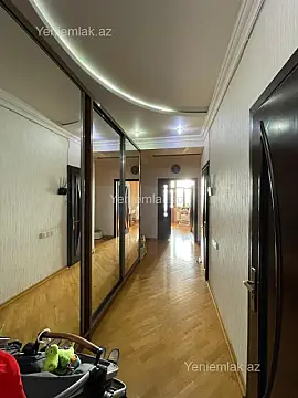 Satılır 3 otaqlı yeni tikili 100 m²