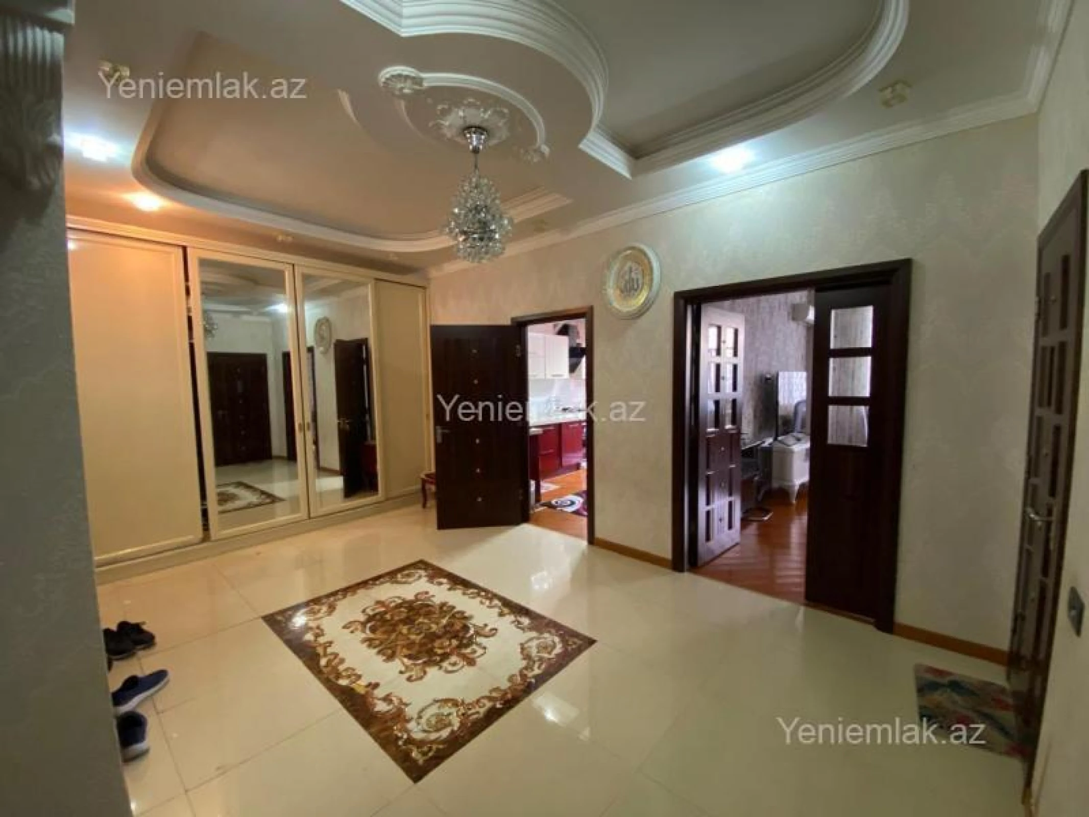 Satılır 3 otaqlı yeni tikili 155 m²
