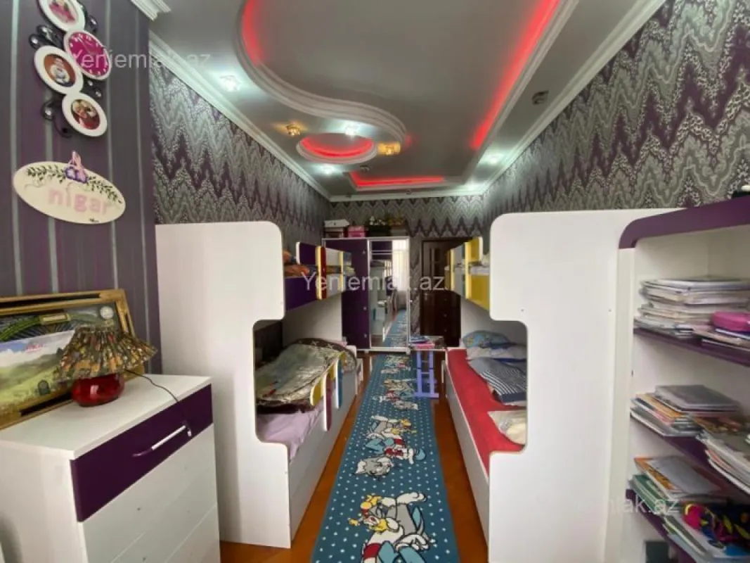 Satılır 3 otaqlı yeni tikili 155 m²