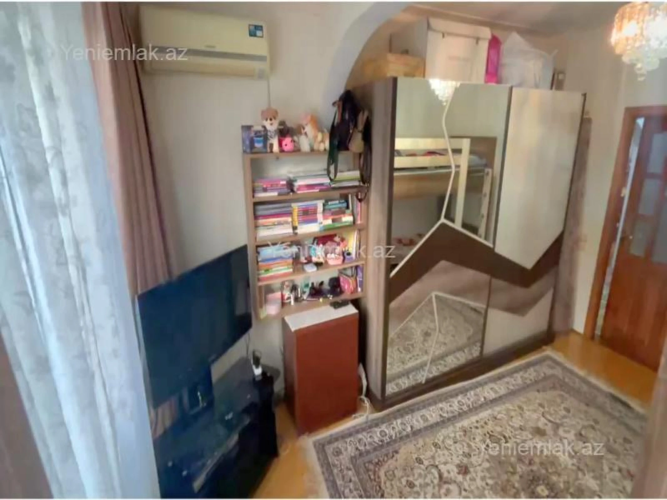Satılır 3 otaqlı köhnə tikili 85 m²