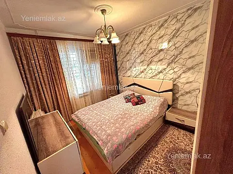 Satılır 3 otaqlı köhnə tikili 85 m²