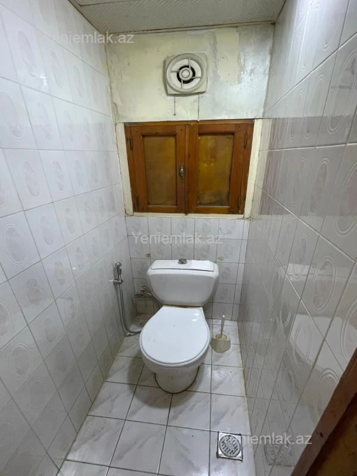 Satılır 1 otaqlı köhnə tikili 35 m²