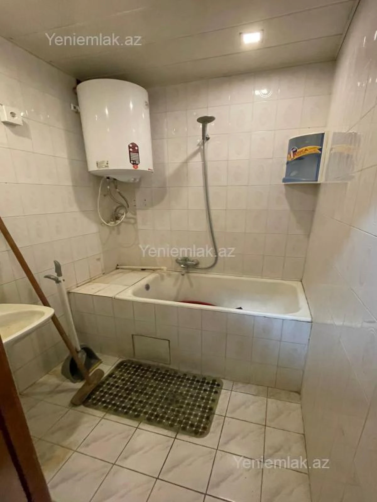 Satılır 1 otaqlı köhnə tikili 35 m²