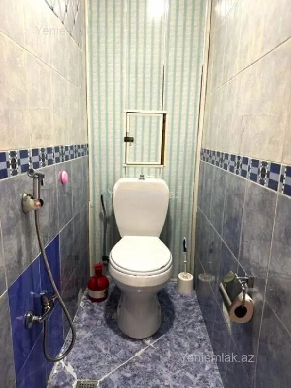 Satılır 3 otaqlı köhnə tikili 80 m²