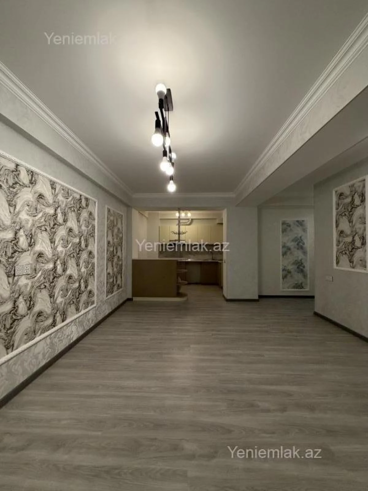 Satılır 3 otaqlı yeni tikili 82 m²