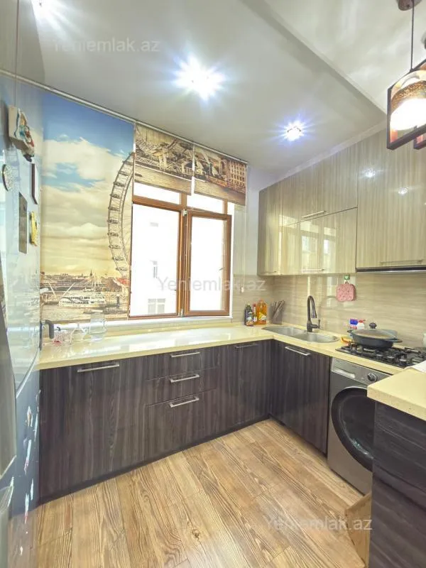 Satılır 3 otaqlı yeni tikili 75 m²
