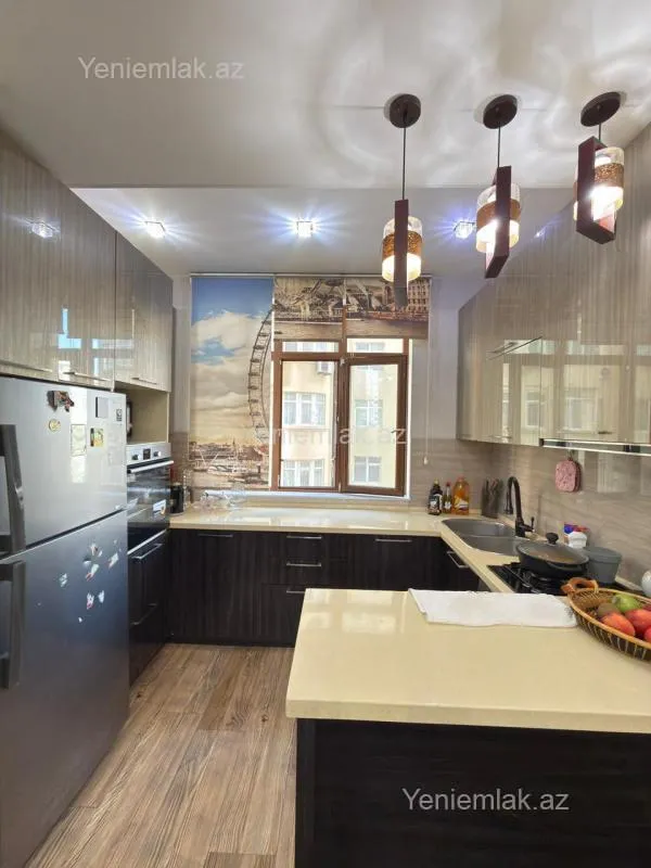 Satılır 3 otaqlı yeni tikili 75 m²