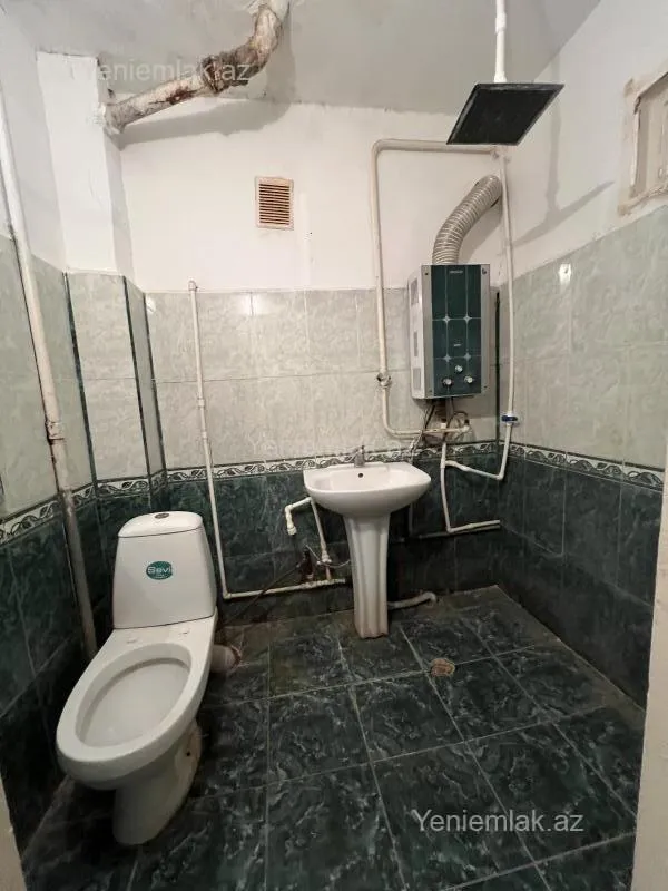 Satılır 2 otaqlı köhnə tikili 40 m²