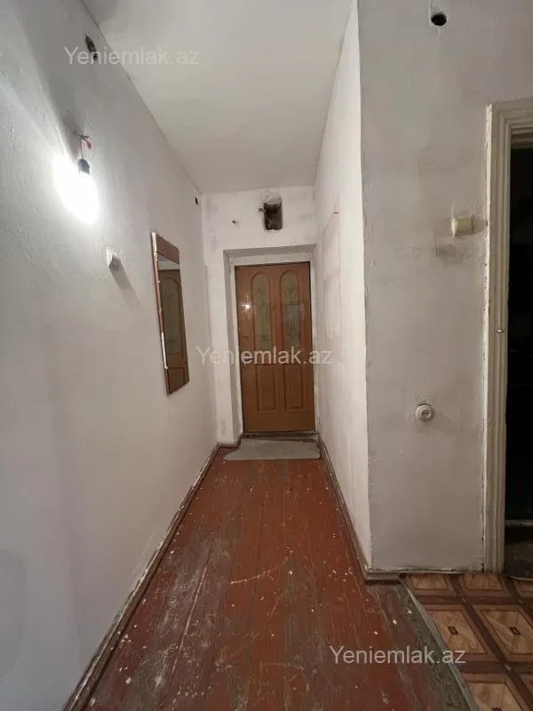 Satılır 2 otaqlı köhnə tikili 40 m²