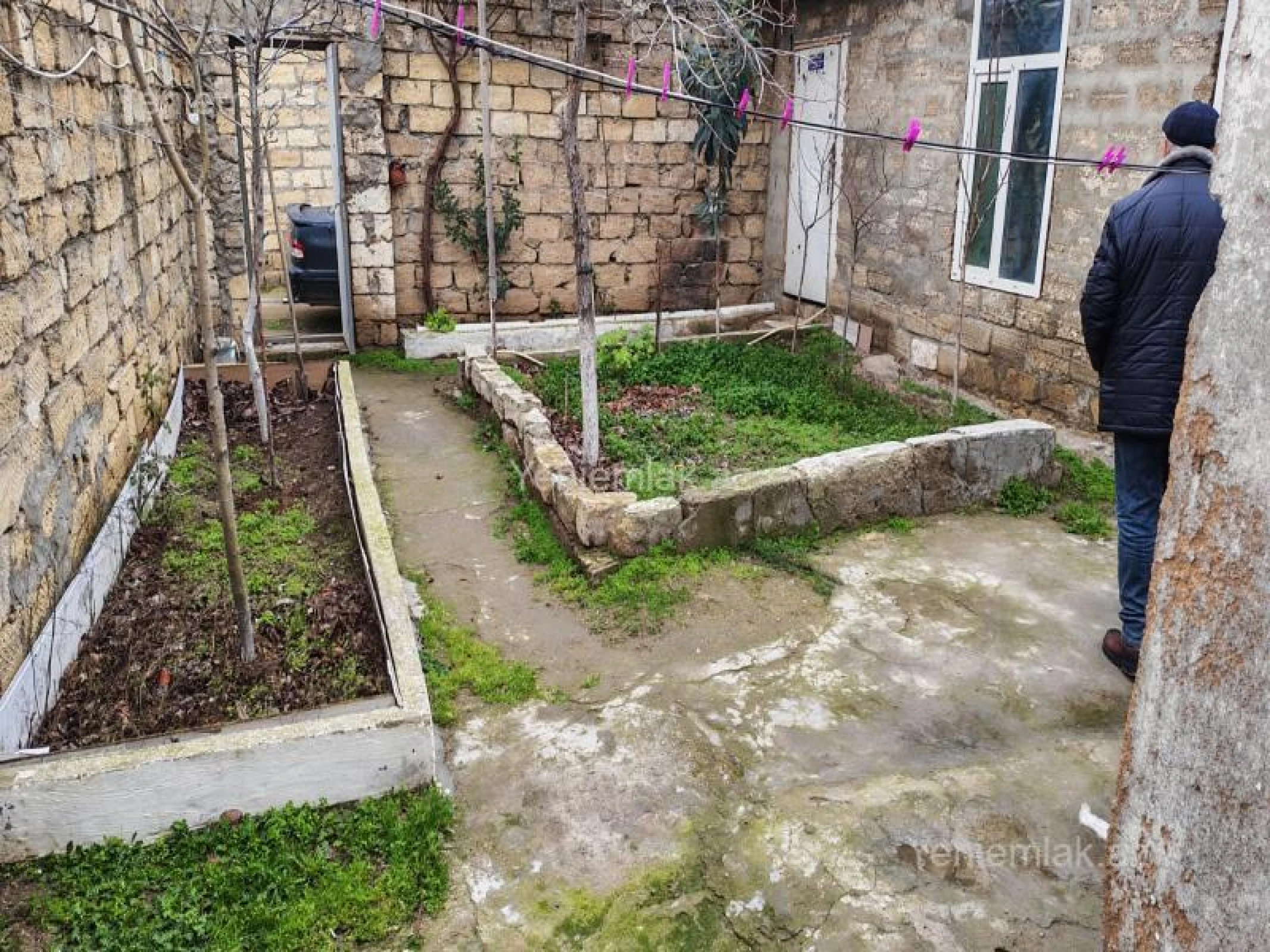 Satılır 2 otaqlı həyət evi 60 m²