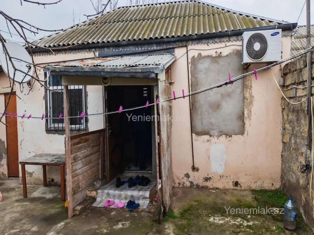 Satılır 2 otaqlı həyət evi 60 m²