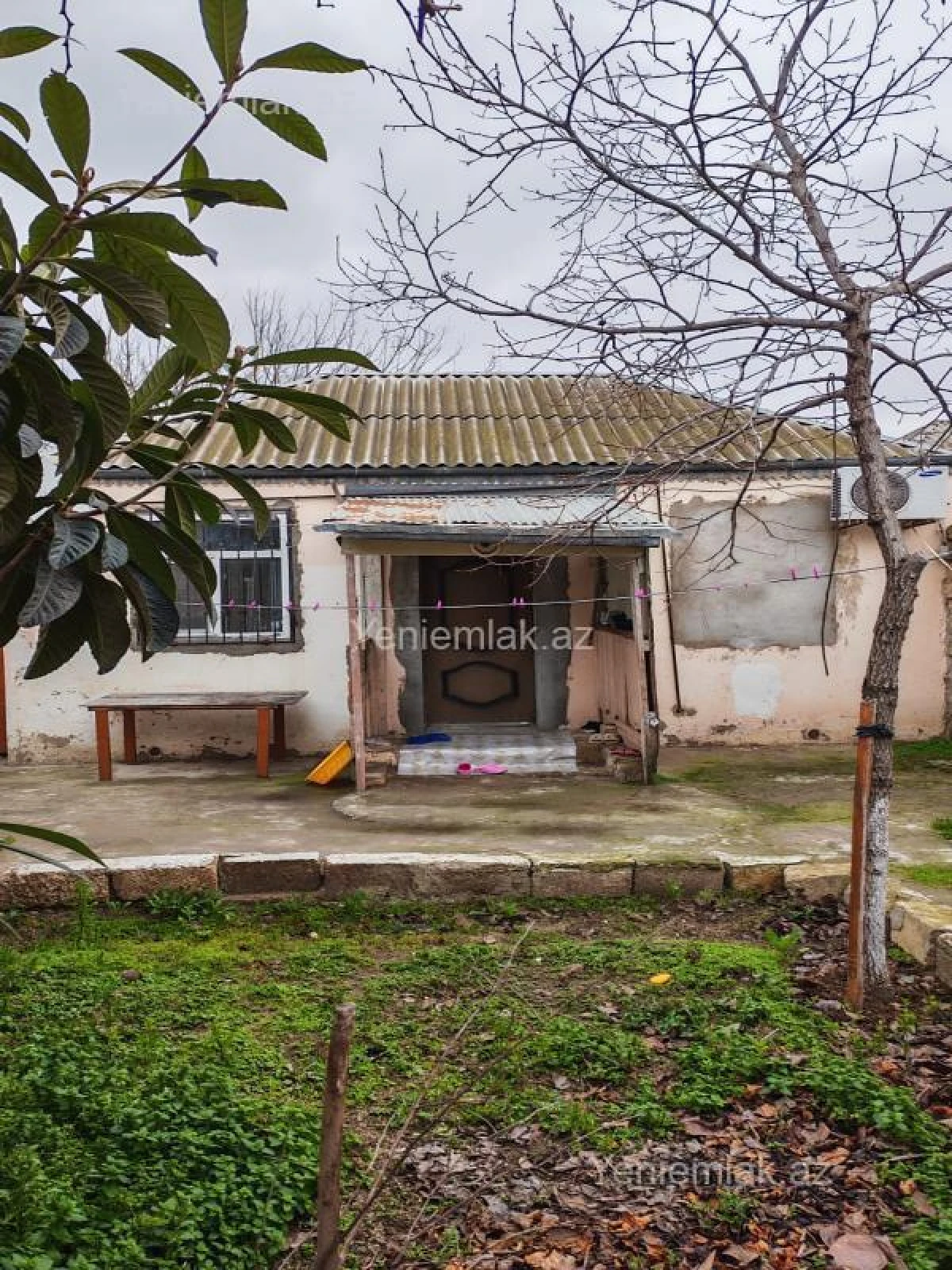 Satılır 2 otaqlı həyət evi 60 m²