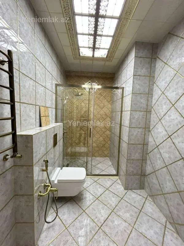 Satılır 3 otaqlı yeni tikili 151 m²